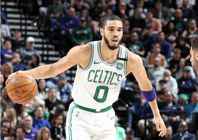 凯尔特人绝杀江苏队，武切维奇惊艳四座的简单介绍